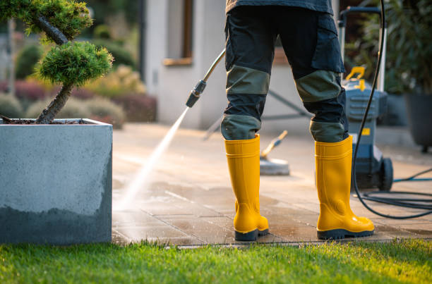 Fence Pressure Washing in Sealy, TX